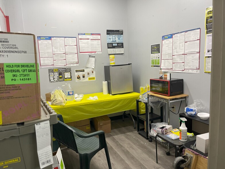 More Photos Of 700-706 Penn Ave, Wilkinsburg Storefront Retail Office For Lease