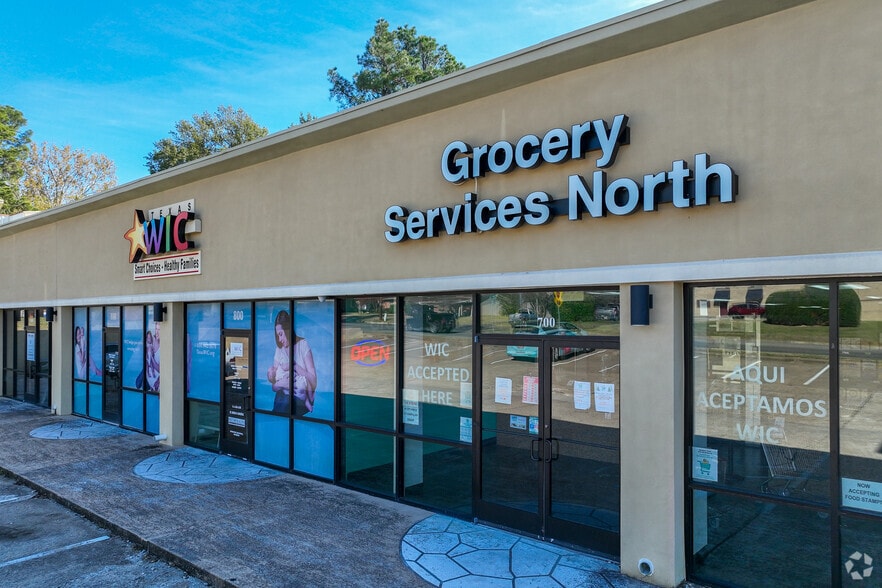 More Photos Of 3400-3502 S Broadway, Tyler Unknown For Lease