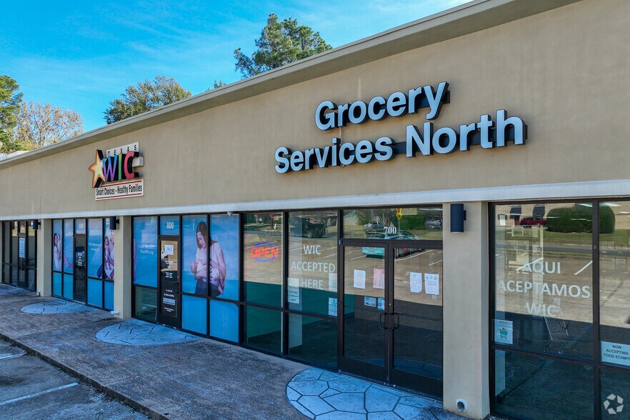 More Photos Of 3400-3502 S Broadway, Tyler Unknown For Lease