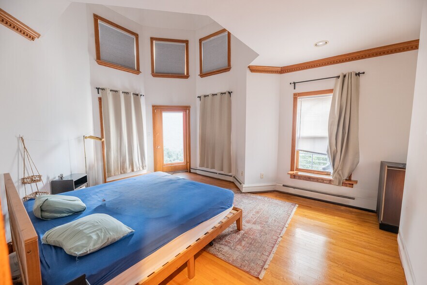 More Photos Of 600 Grand St, Hoboken Office Residential For Sale