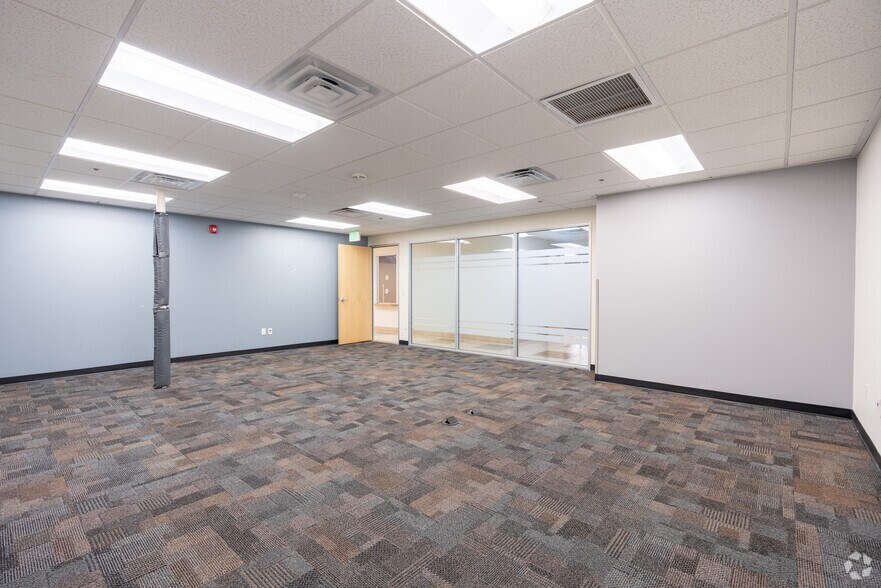 More Photos Of 421 S Glendora Ave, West Covina Medical For Lease