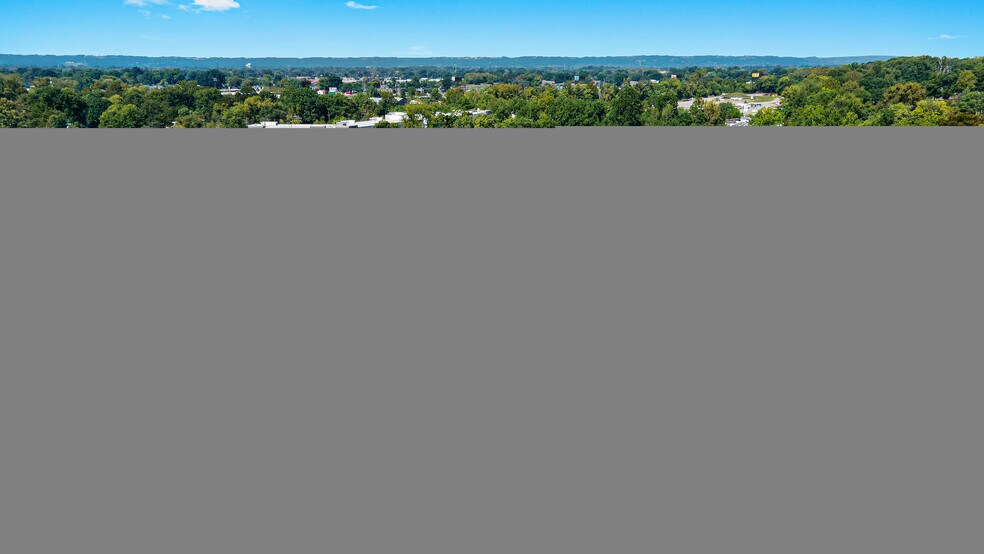 More Photos Of 2112 Hamburg Pike, Jeffersonville Warehouse For Sale