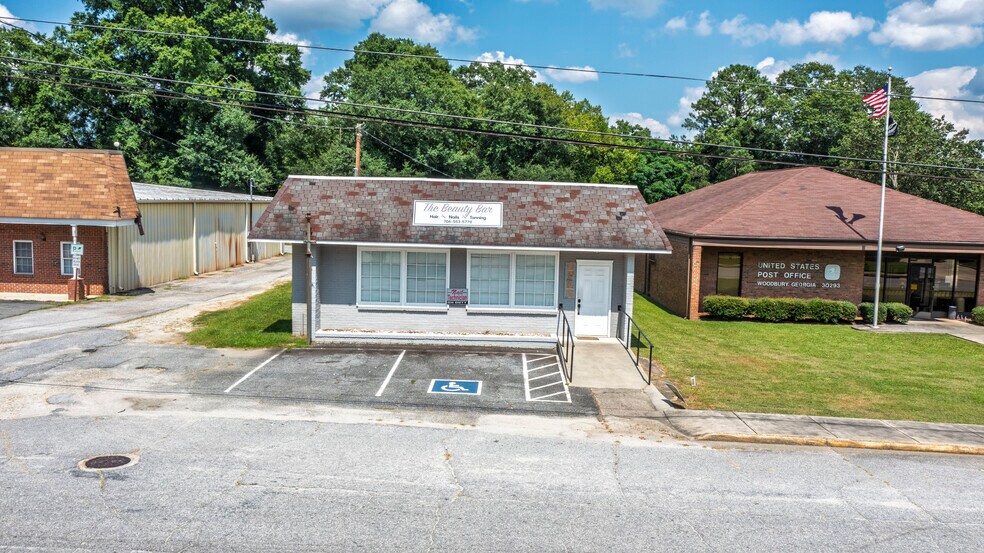 More Photos Of 48 Jones Mill Rd, Woodbury Office For Sale