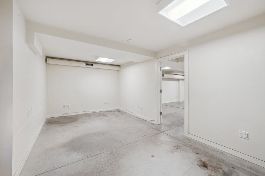 More Photos Of 607 Haight St, San Francisco Apartments For Lease