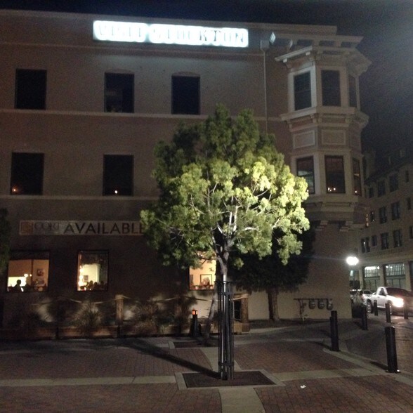 More Photos Of 125 Bridge Pl, Stockton Office For Lease