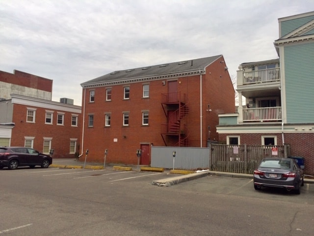 More Photos Of 262 Essex St, Salem Loft Creative Space For Lease