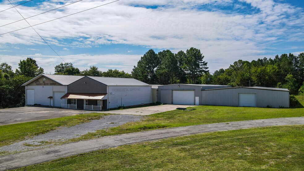 More Photos Of 5534/5546 Waterlevel Hwy, Cleveland Light Distribution For Sale