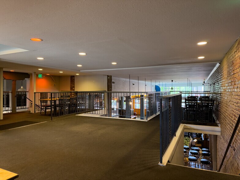 More Photos Of 21 E Main St, Walla Walla General Retail For Lease