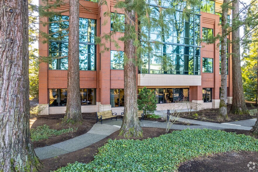 More Photos Of 12909 SW 68th Pky, Tigard Office Residential For Lease