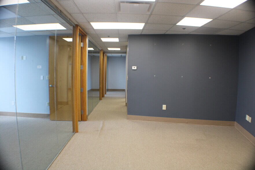 More Photos Of 97 Washington Ave, North Haven Medical For Lease