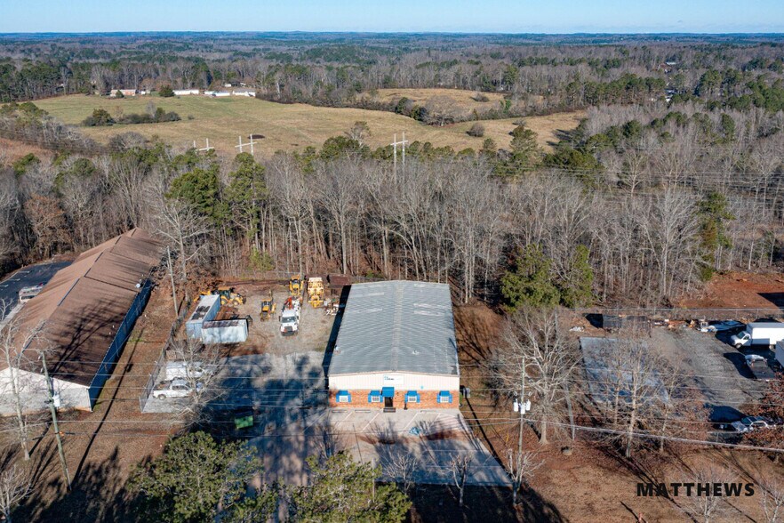 Primary Photo Of 2225 Jason Industrial Pky, Winston Industrial For Sale