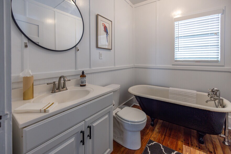 More Photos Of 86 Masters Dr, Saint Augustine Office For Sale