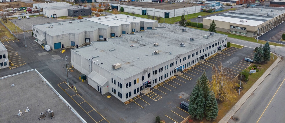 More Photos Of 715 Rue Delage, Longueuil Warehouse For Lease
