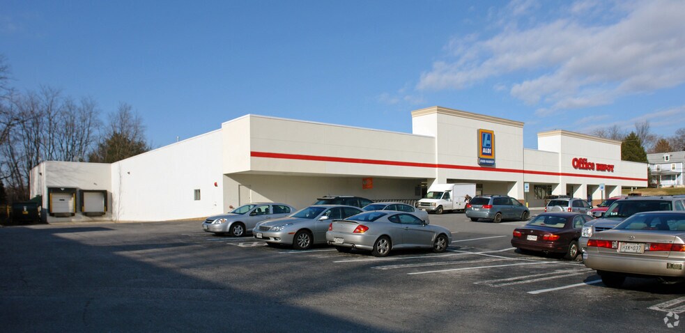 More Photos Of 11700-11716 Reisterstown Rd, Reisterstown Unknown For Lease