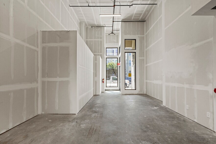 More Photos Of 3822 24th St, San Francisco Storefront Retail Office For Sale