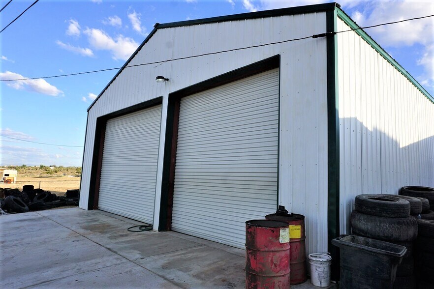 More Photos Of 8899 Beekley Rd, Phelan Auto Repair For Sale
