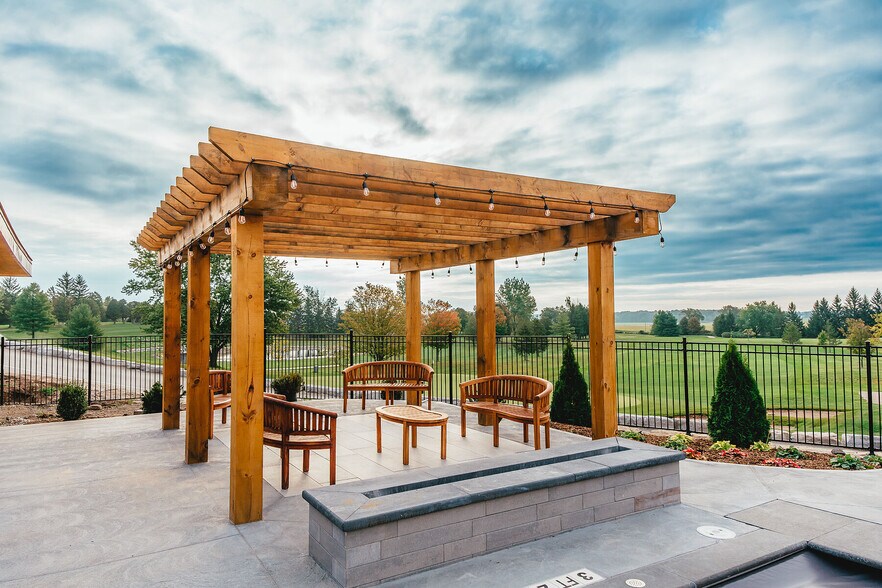 More Photos Of 324183 Mount Elgin Rd, South-West Oxford Golf Course Driving Range For Sale