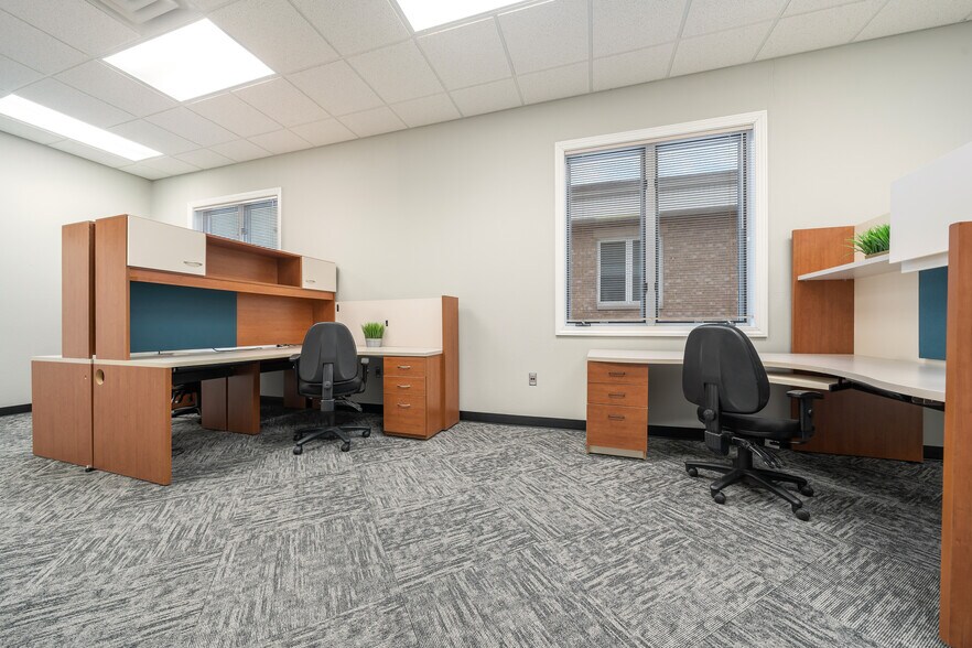 More Photos Of W6180 Aerotech Dr, Appleton Office For Lease