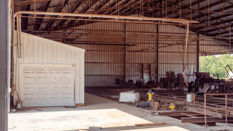 More Photos Of 1975 State Road NN, Climax Springs Warehouse For Sale