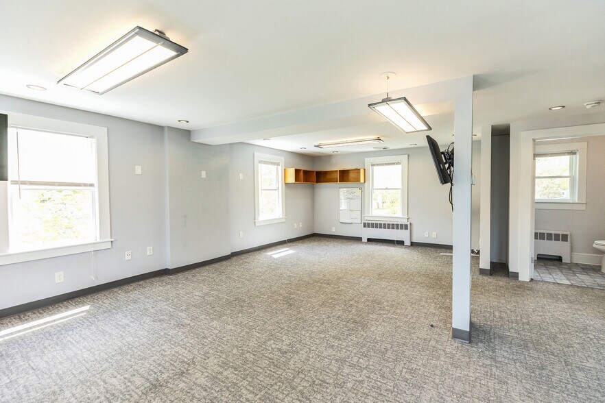 More Photos Of 479 Nashua St, Milford Office For Sale
