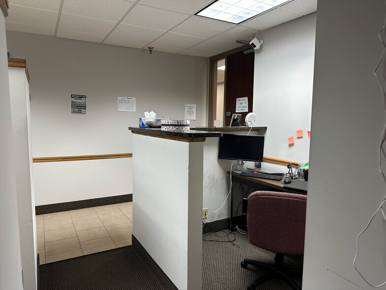 More Photos Of 8053 E Bloomington Fwy, Bloomington Medical For Sale