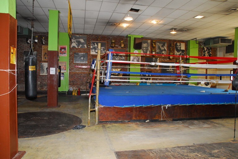 More Photos Of 2917-2919 N Broad St, Philadelphia Flex For Sale