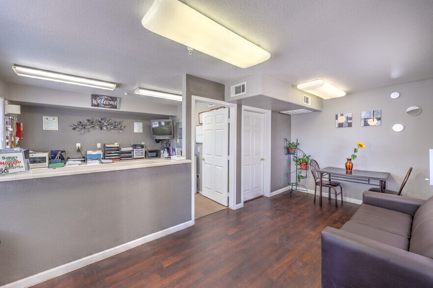 More Photos Of 4340 N Las Vegas Blvd, Las Vegas Apartments For Sale