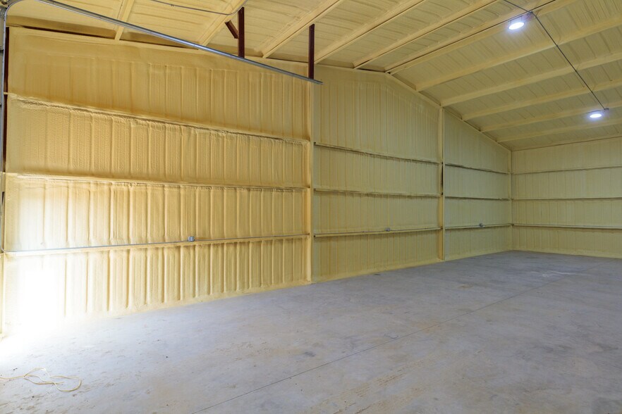 More Photos Of 3882 S Highway 287, Decatur Light Manufacturing For Lease