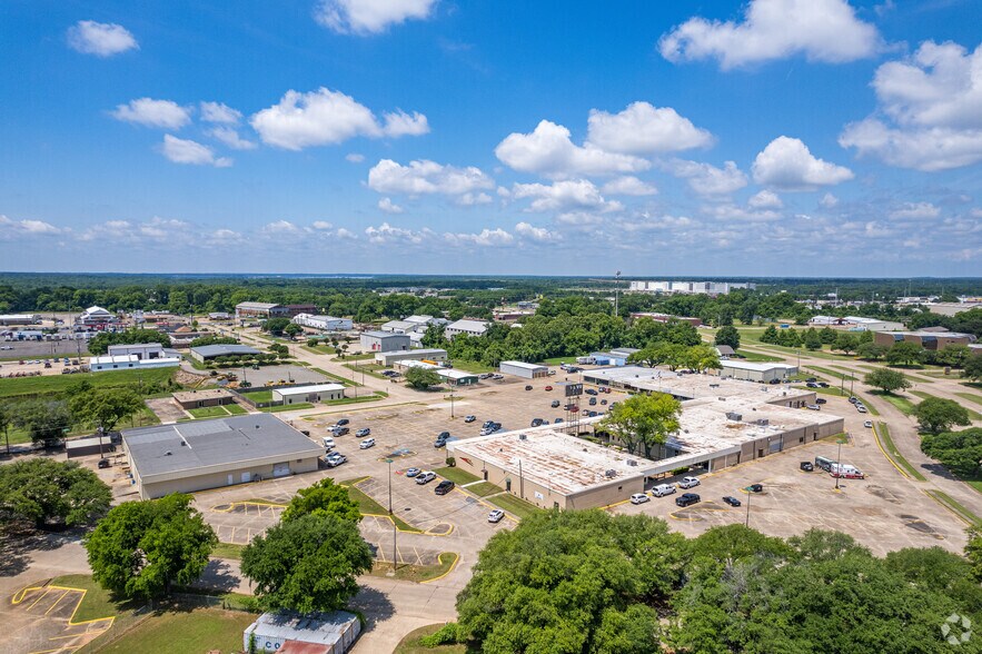 More Photos Of 1418-1462 Hawn Ave, Shreveport Unknown For Lease