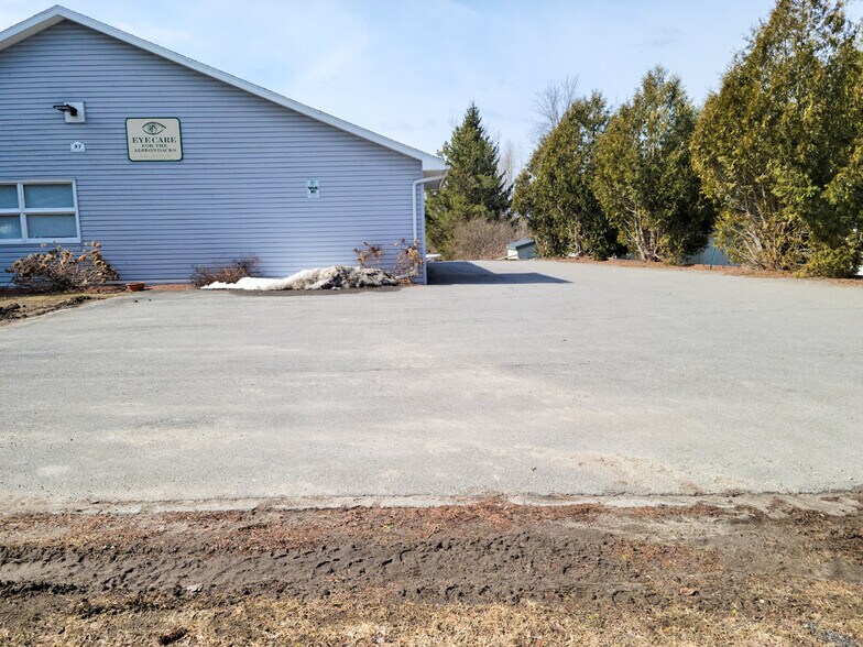 More Photos Of 37 Pierrepont Ave, Potsdam Medical For Sale