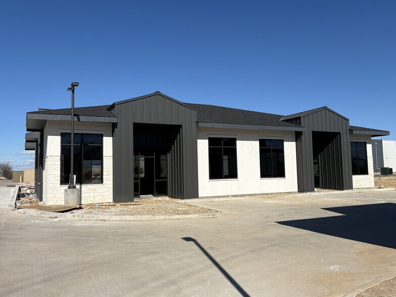 More Photos Of , Fort Worth Office For Sale