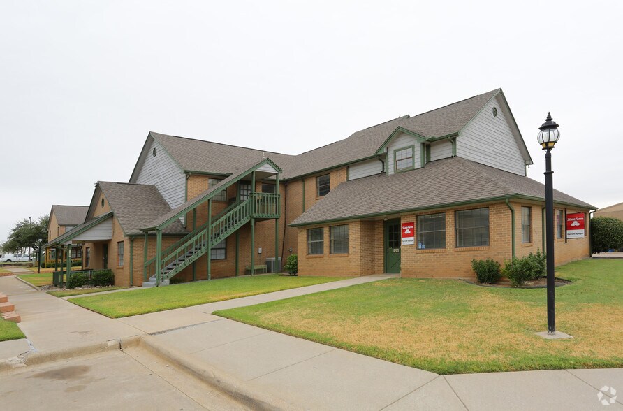 More Photos Of 416 N Main St, Euless Office For Lease