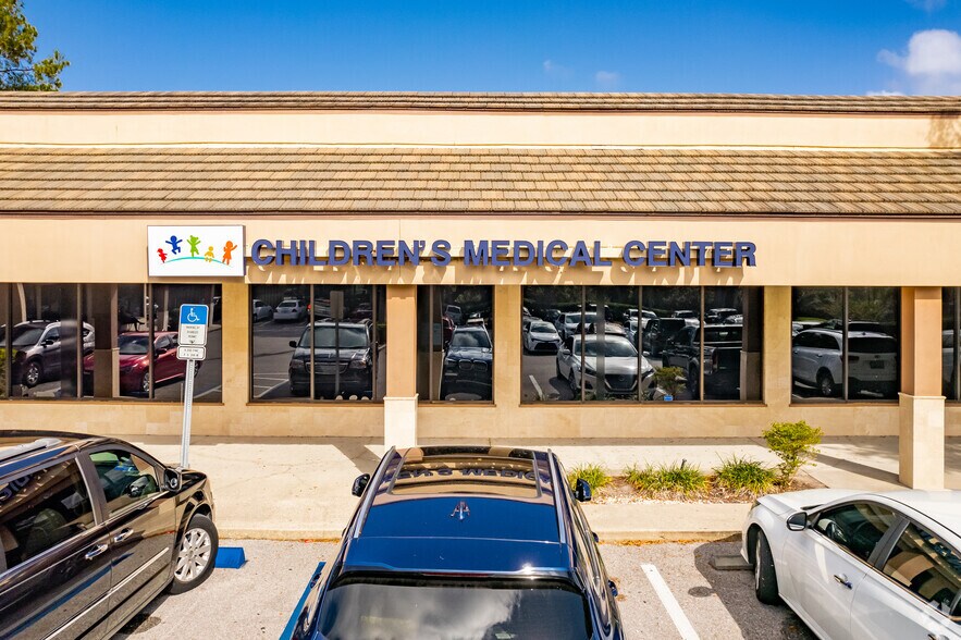 More Photos Of 31918 US Highway 19 N, Palm Harbor Unknown For Lease