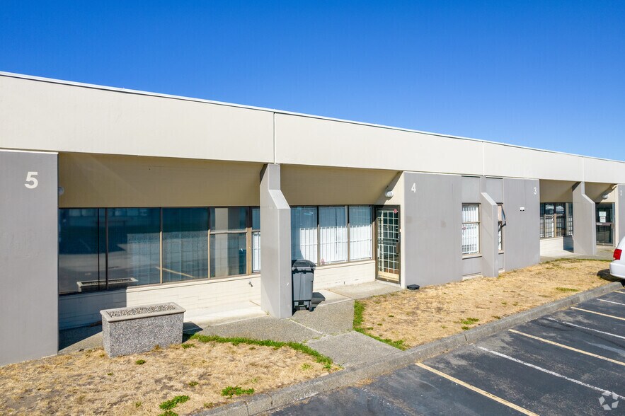 More Photos Of 11171 Horseshoe Way, Richmond Light Manufacturing For Sale
