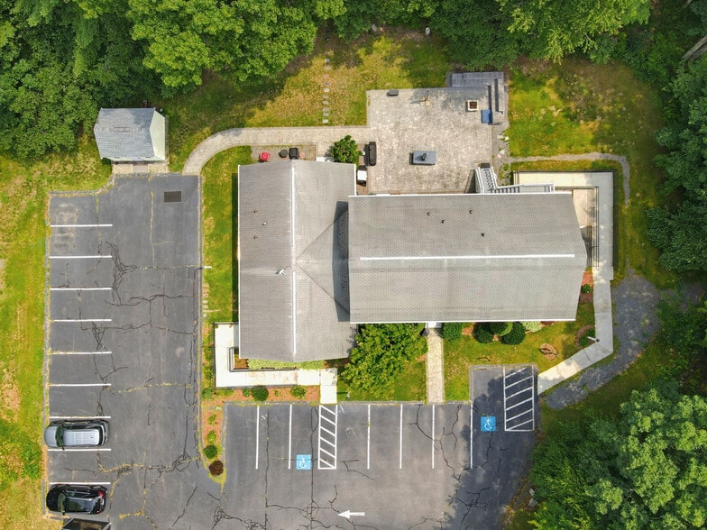 More Photos Of 620 Washington St, Franklin Medical For Sale