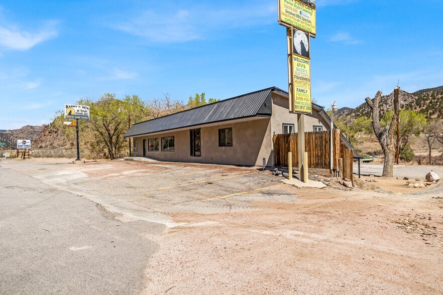 More Photos Of 27077 US Highway 50, Cotopaxi General Retail For Sale
