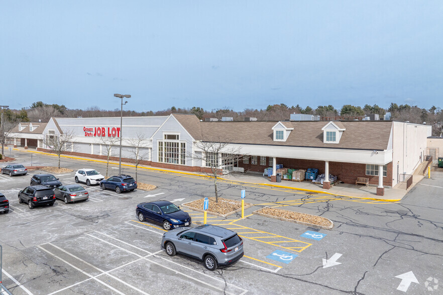 Primary Photo Of 97 Main St, North Reading Supermarket For Sale