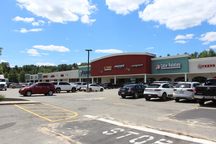 More Photos Of 1001-1045 Central St, Leominster Unknown For Lease