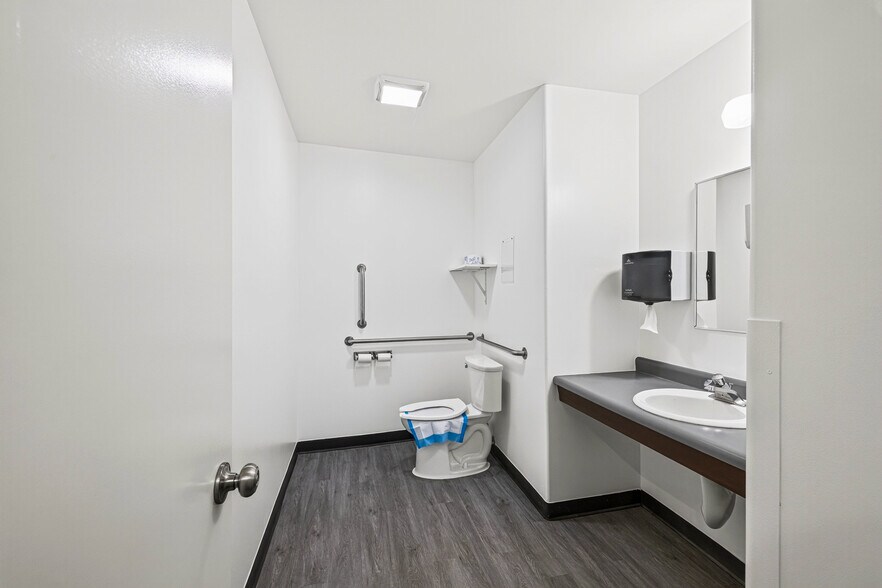 More Photos Of 1501 Lamoille Hwy, Elko Medical For Sale
