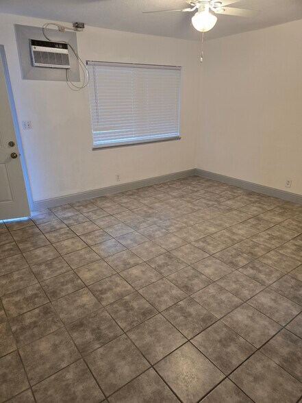 More Photos Of 810-820 Lampasas Ave, Sacramento Apartments For Sale