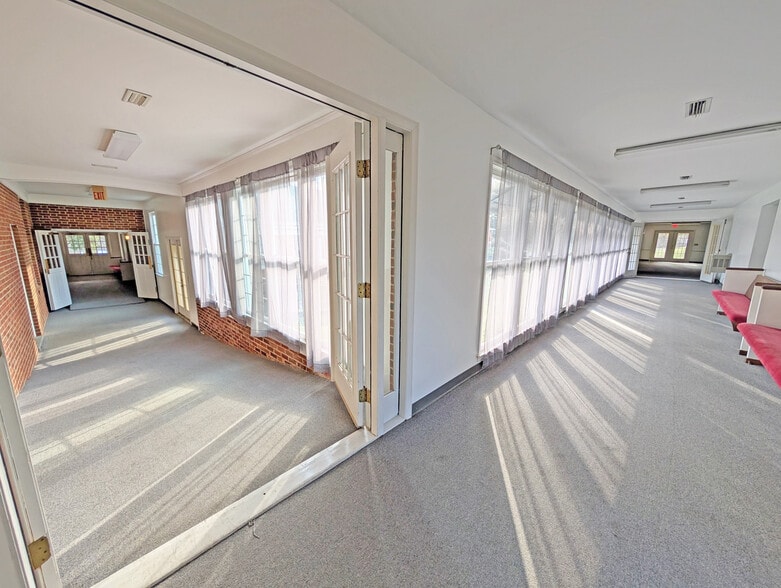 More Photos Of 461 Choccolocco Rd, Anniston Religious Facility For Sale