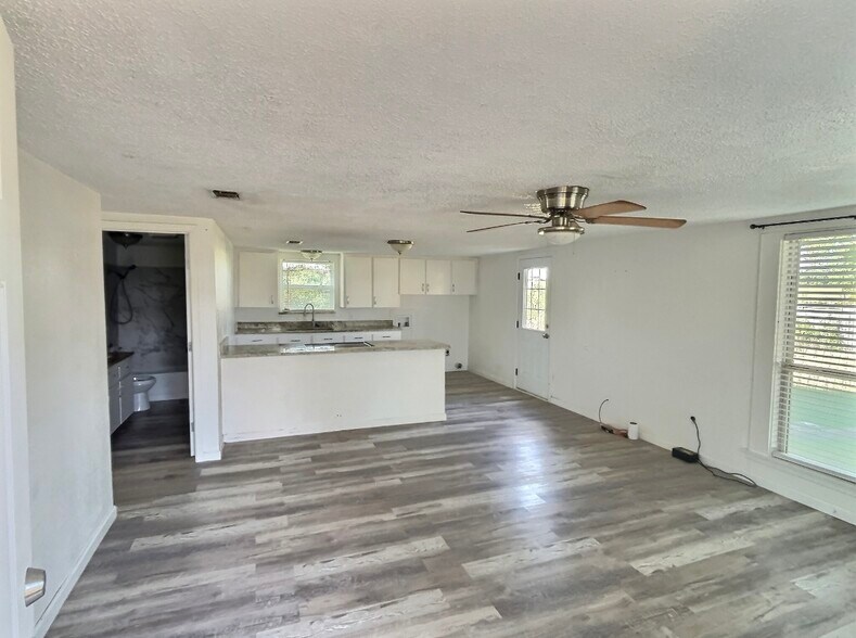 More Photos Of , Weatherford Specialty For Sale