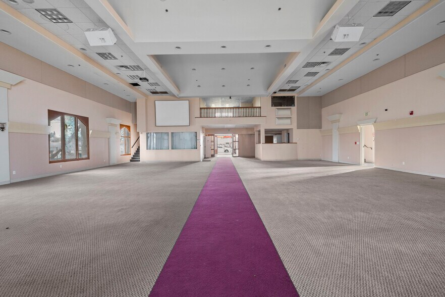 More Photos Of 8132 Garden Grove Blvd, Garden Grove Religious Facility For Sale