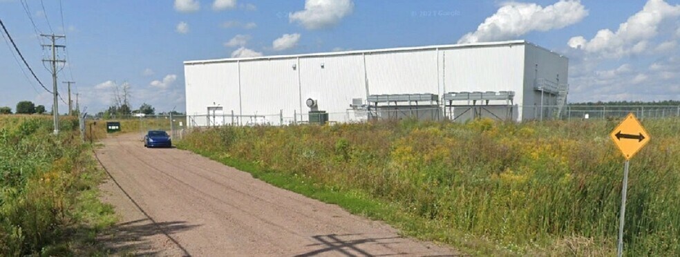 More Photos Of 161 Rte Du Canton, Brownsburg-chatham Manufacturing For Sale