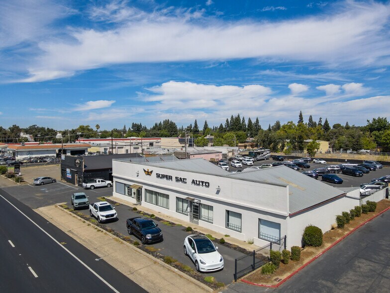 More Photos Of 7817-7829 Fair Oaks Blvd, Carmichael Auto Dealership For Sale