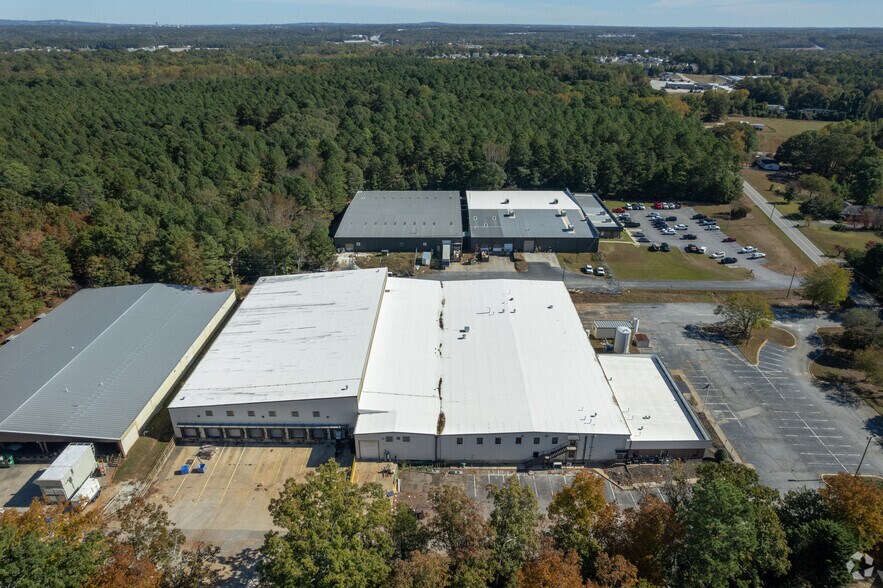 More Photos Of 211 Pine Rd, Easley Warehouse For Sale
