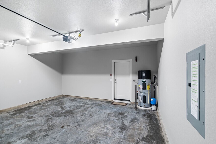 More Photos Of 16306 NE 20th St, Vancouver Multifamily For Sale