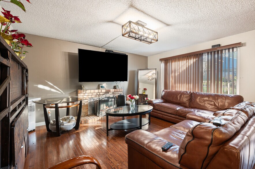 More Photos Of 3201-3205 S 208th St, Seatac Apartments For Sale