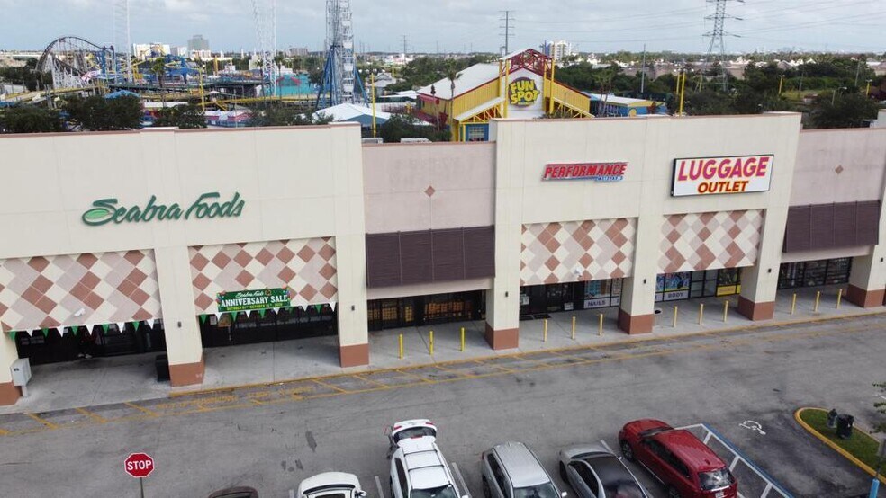 More Photos Of 5515 International Dr, Orlando Fast Food For Lease