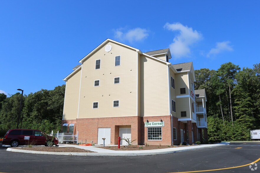 More Photos Of 200 Fountains Ln, Poquoson Apartments For Sale